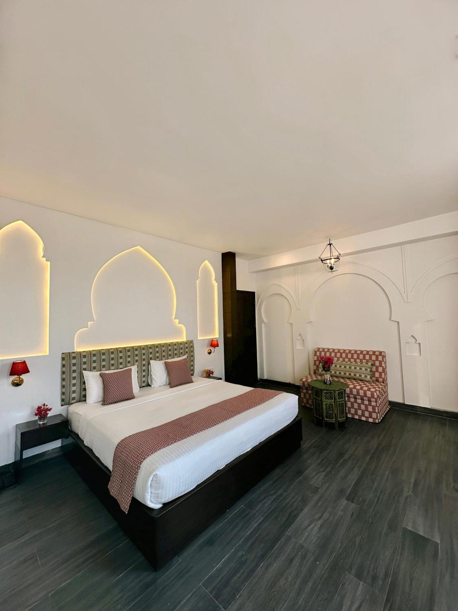 Hotel Atulyaa Taj Агра Екстер'єр фото
