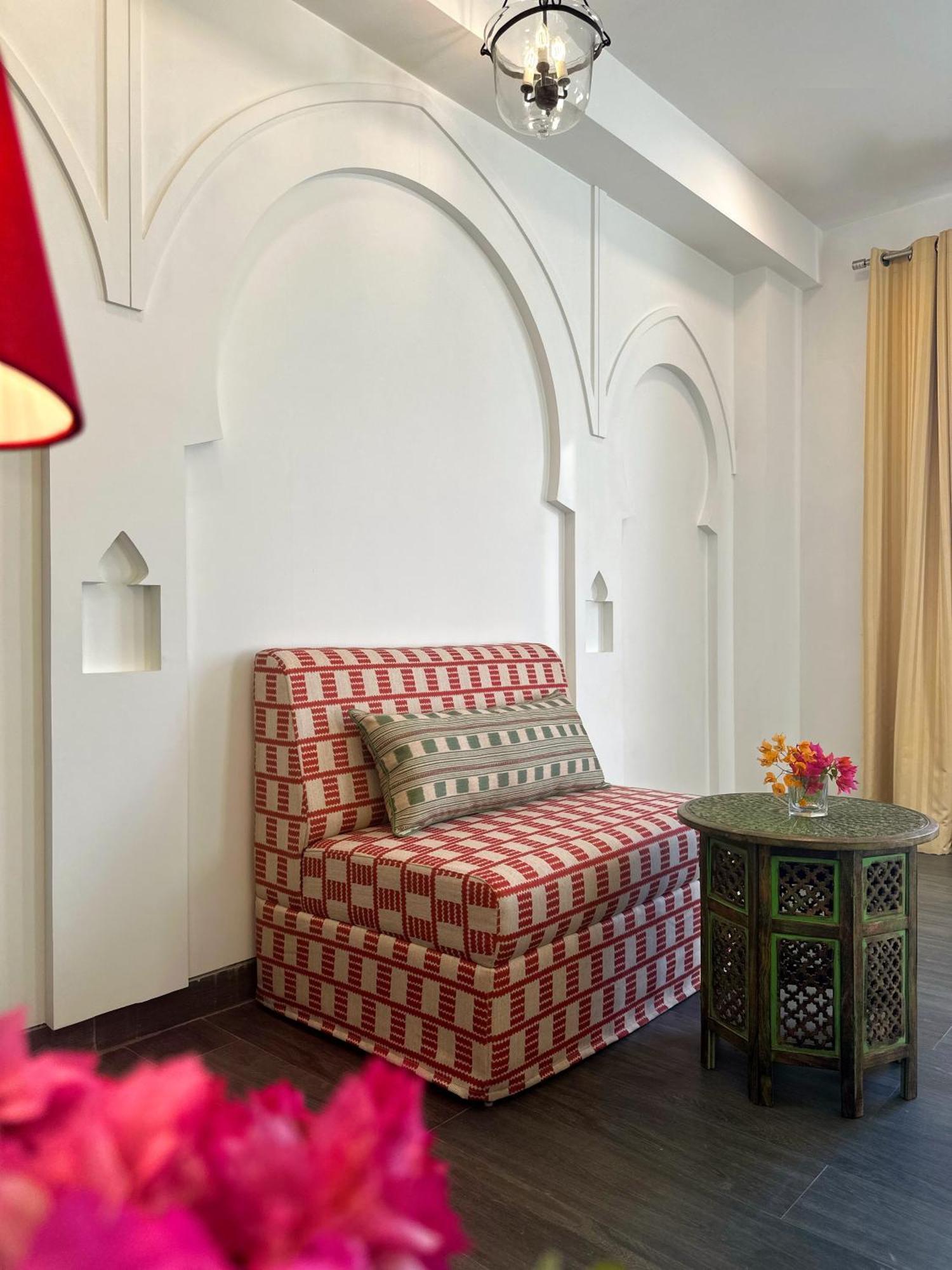 Hotel Atulyaa Taj Агра Екстер'єр фото